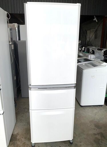 大阪限定配送★3ヶ月保証付き★2015年★三菱★MR-C37Y-W★冷凍冷蔵庫★R-920★370L★3ドア 大阪限定配送☆3ヶ月保証付き☆2015年☆三菱☆MR-C37Y-W☆冷凍冷蔵庫