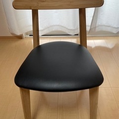 IKEA チェア　ハンソーラ　キムスタードブラック　椅子
