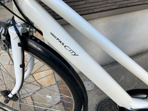 ?バッテリーほぼ新品 8.9Ah?8段変速！?YAMAHA ヤマハ パスシティL 