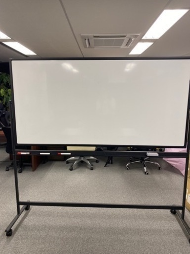 【値下げしました】昇降式ホワイトボード