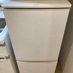 【お譲り先決定】2017年製 SHARP 137L 冷蔵庫