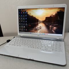 【取り置き中】EC　LaVie　15インチ　i5　8GB　SSD...