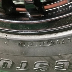 再度商談中265/70R17スタッドレスとアルミホイール4本セット