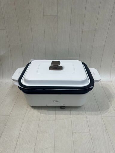 A1-113タイガー　ホットプレート 2019年製　調理機器