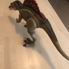 スピノサウルス(決まりました)