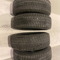 スタッドレスタイヤ　215/65R16 ダンロップSJ8