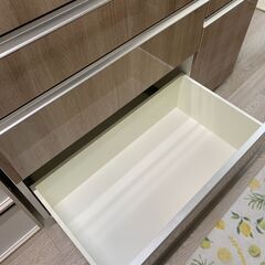 キッチンボード/食器棚/人気のエスエークラフト/定価15万円