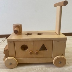【無料】木製手押し車　木のおもちゃ　パズル