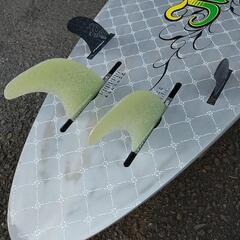 ウインドサーフィン　JP 2011 twinser quad wave 82L