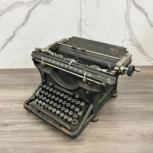 【レガストック江東店】アンティーク Underwood アンダーウッド製 タイプライター