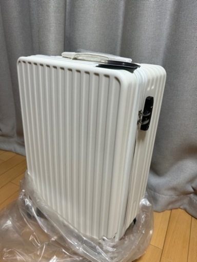 スーツケース 新品未使用 ホワイト 機内持ち込み