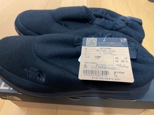 THE NORTH FACEノースフェイス ヌプシ トラクション ライト モック ユニセックス NSE Traction Lite Moc 撥水 防寒 ブランド：THE NORTH FACE カラー:ブラック サイズ:28センチ 未使用、タグ箱あり