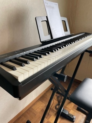 ROLAND FP-10 BK 2021年製造 中古美品88鍵盤電子ピアノです