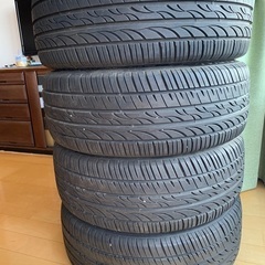 写真のようなタイヤとホイールセット