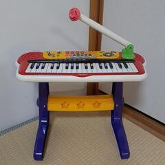 おもちゃ　ピアノ　キーボード
