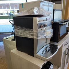 ☆ジモティ割あり☆ デロンギ コーヒーマシーン ESAM03110S 16年製