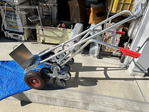 12輪式階段昇降運搬車 HT012 アルミ荷台大型12輪式階段昇降運搬車