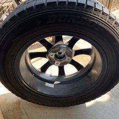 ダイハツロッキー　トヨタライズ　スタッドレス195/65Ｒ16