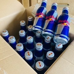 ✅ 空き缶 Red Bull スタイニーボトル