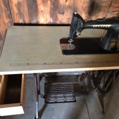 ブラザー　アンティーク　ミシン　足踏みミシン　台付