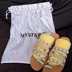 Mystique／新品未使用貝殻サンダル