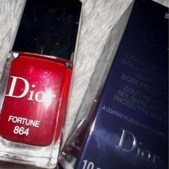 Dior ネイルカラー２本セット