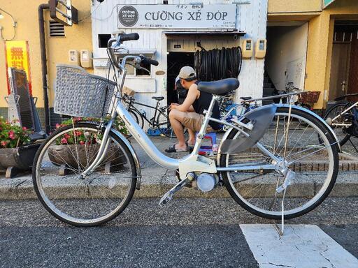 　電動自転車　パナソニック　２６インチ　3変速　シルバー　配達可能