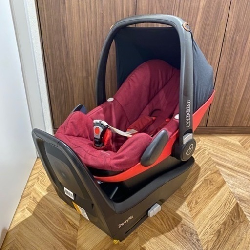 マキシコシベビーシート　ISOFIX \u0026シートベルト固定両方
