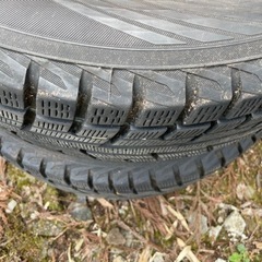 新潟市内送料無料スタッドレスタイヤ17インチ225/65R17四本5穴