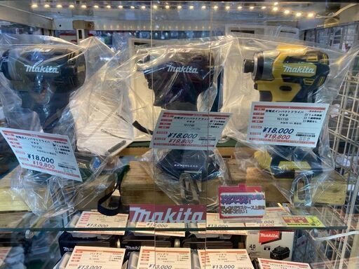 未使用　マキタ18VインパクトTD173本体です。