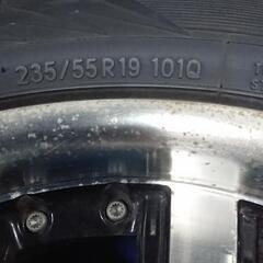 スタッドレスタイヤ4本セット 235/55/19