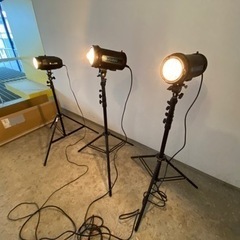 撮影機材】【値下げ】撮影用ストロボ モノブロック ストロボ x3 と 