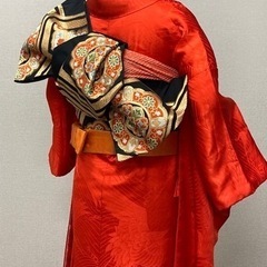 花嫁掛下　正絹　赤・帯　黒　亀甲柄刺繍・小物4点セット　バラ売り可