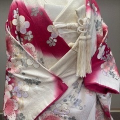 花嫁打掛　正絹　白地にピンク　かわいい　梅の花