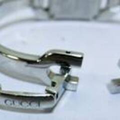 美品　未使用に近い　GUCCI　グッチ　バングルウォッチ　6800L　バングル腕時計　レディース　クォーツ　有名ブランド　おしゃれ