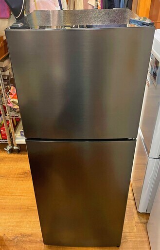 ●近郊配送可(^^♪　●2021年製　MAXEN　JR138ML01GM　138ℓ直冷式冷蔵庫●　中古品