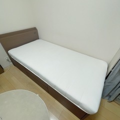【美品♪】ニトリ 大小引き出し付きシングルベッド  (マットレス付き)