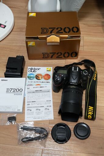 カメラボディのみの場合は61,000円　カメラとレンズはばら売り可能　Nikon D7200 + 18-105mm F3.5-5.6G ED VR + AF-S 35mm F1.8 G　レリーズケーブル