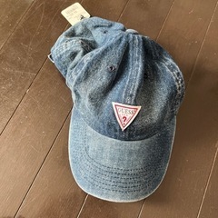 GUESS 帽子　デニム　新品みし