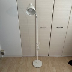 IKEA フロアランプ 照明器具