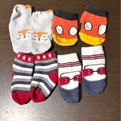 新生児　靴下4足セット(7-9cm)