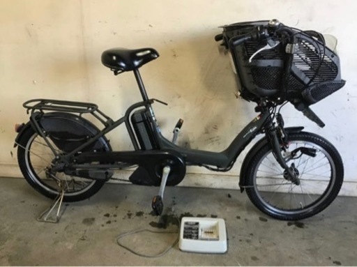 29★岐阜発　△YAMAHA/ヤマハ△PAS kiss/電動アシスト自転車△20インチ/3段変速/充電器有り/傷汚れ有り/走行確認/現状品　R5.4/22★a
