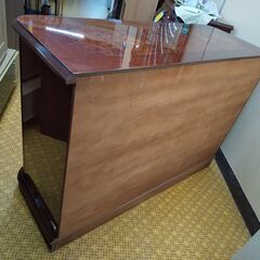 [持帰り家具半額] イタリア製アンティーク4段チェスト N23-821 高く買取るゾウ八幡西店