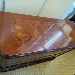 [持帰り家具半額] イタリア製アンティーク4段チェスト N23-821 高く買取るゾウ八幡西店