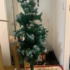 人造クリスマスツリー0円です