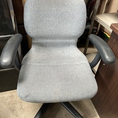 椅子1脚のみ。