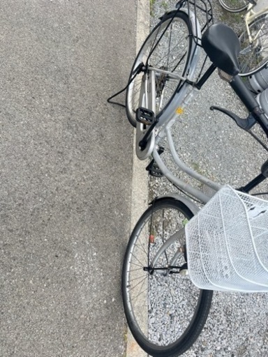 普通の自転車です