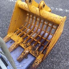 メーカー・型番不明 ユンボ用バケット　本体のみ【野田愛宕店】【店頭取引限定】【中古】管理番号：IT322UXYIQQY メーカー・型番不明 ユンボ用バケット 本体のみ【野田愛宕店】【店頭