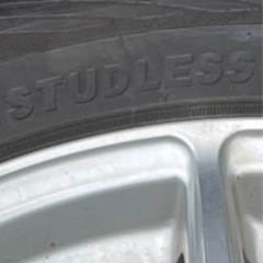 新潟市内送料無料スタッドレスタイヤ17インチ225/65R17四本5穴