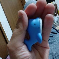 0円  54 水色の鯨のおもちゃ